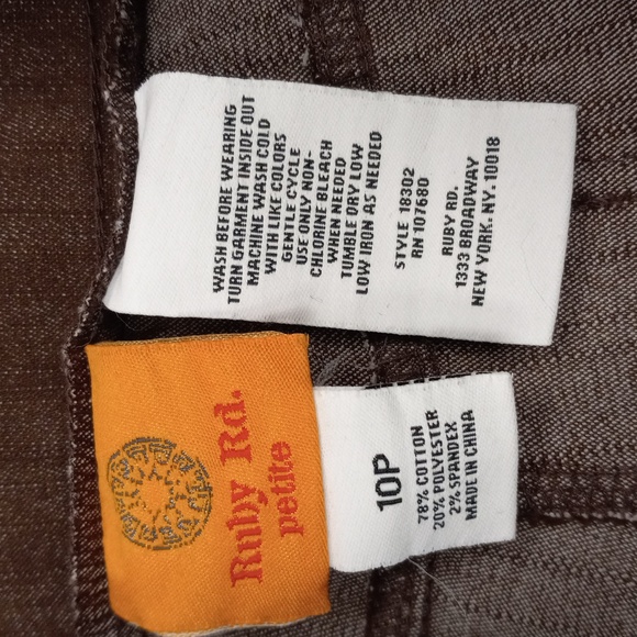 Ruby Rd. Petite Coffee Colored Pants - Picture 4 of 16